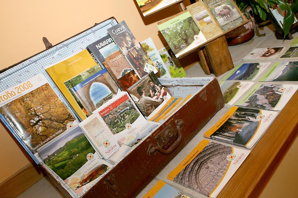 Hostal Rural Huartearena Iza Zewnętrze zdjęcie